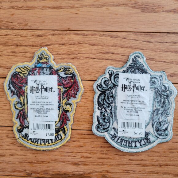 Harry Potter House Iron On Patch Set of 2 Badge Slytherin and Gryffindor - Picture 4 of 8
